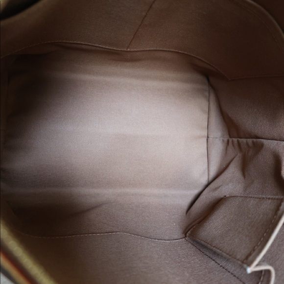 Louis Vuitton Palermo PM - Picture 15 of 16